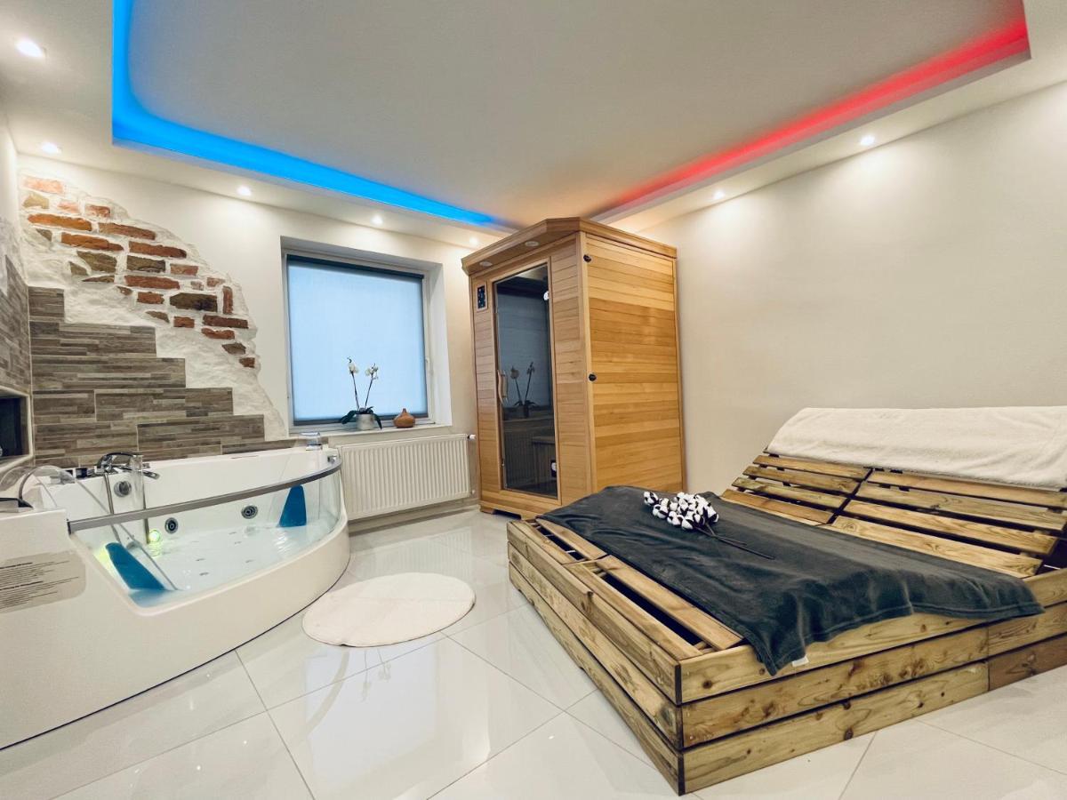 ליוטומר Luxe Apartments מראה חיצוני תמונה