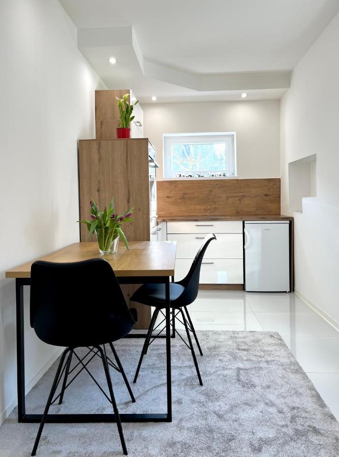 ליוטומר Luxe Apartments מראה חיצוני תמונה