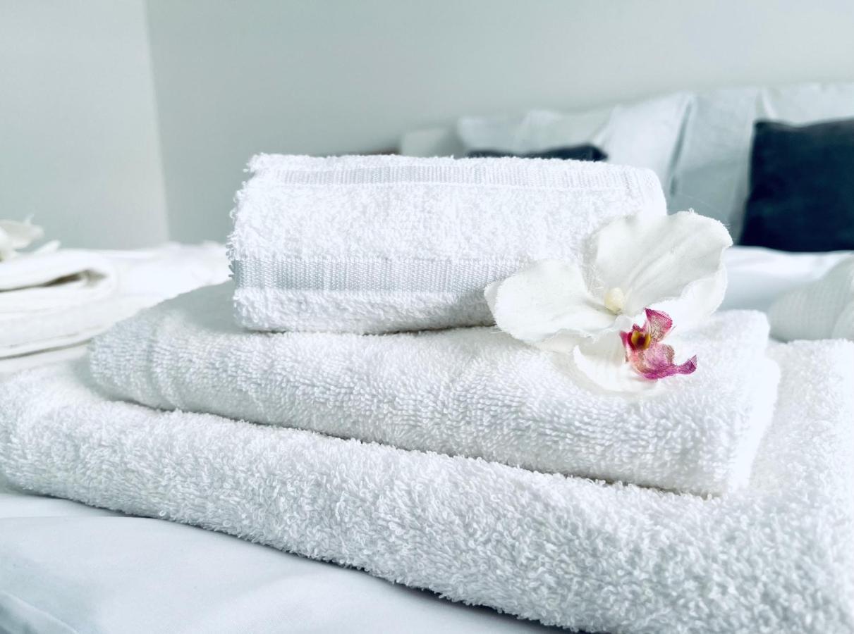 ליוטומר Luxe Apartments מראה חיצוני תמונה