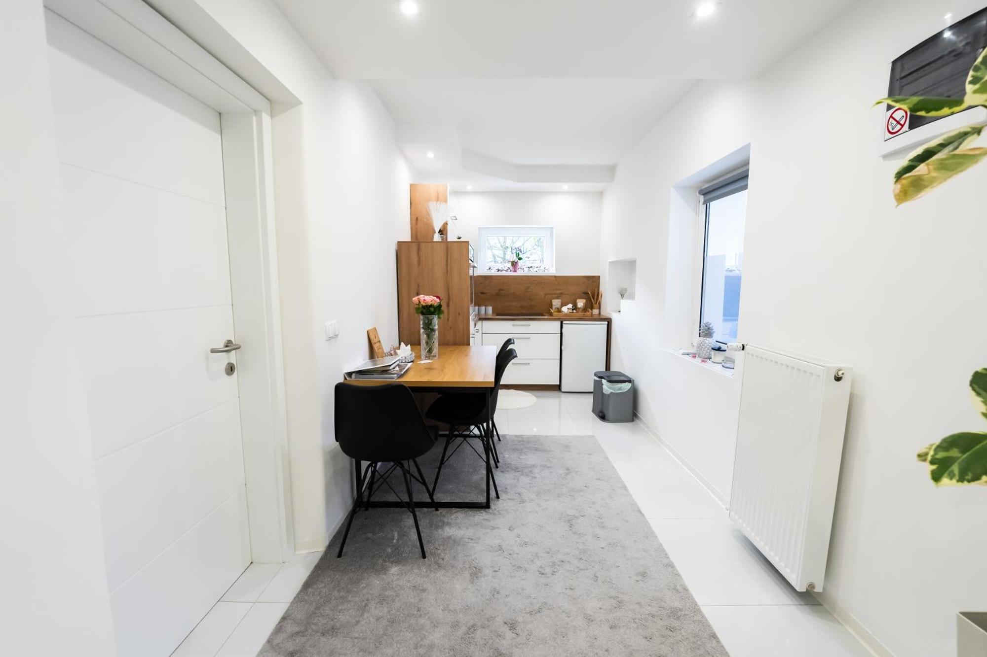 ליוטומר Luxe Apartments חדר תמונה