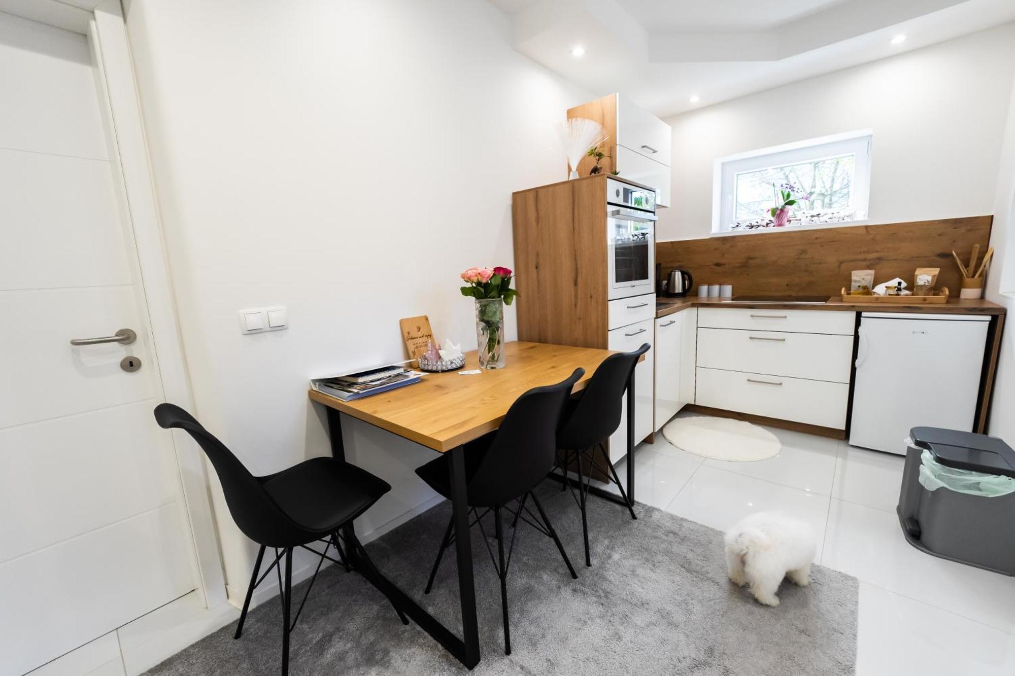 ליוטומר Luxe Apartments חדר תמונה