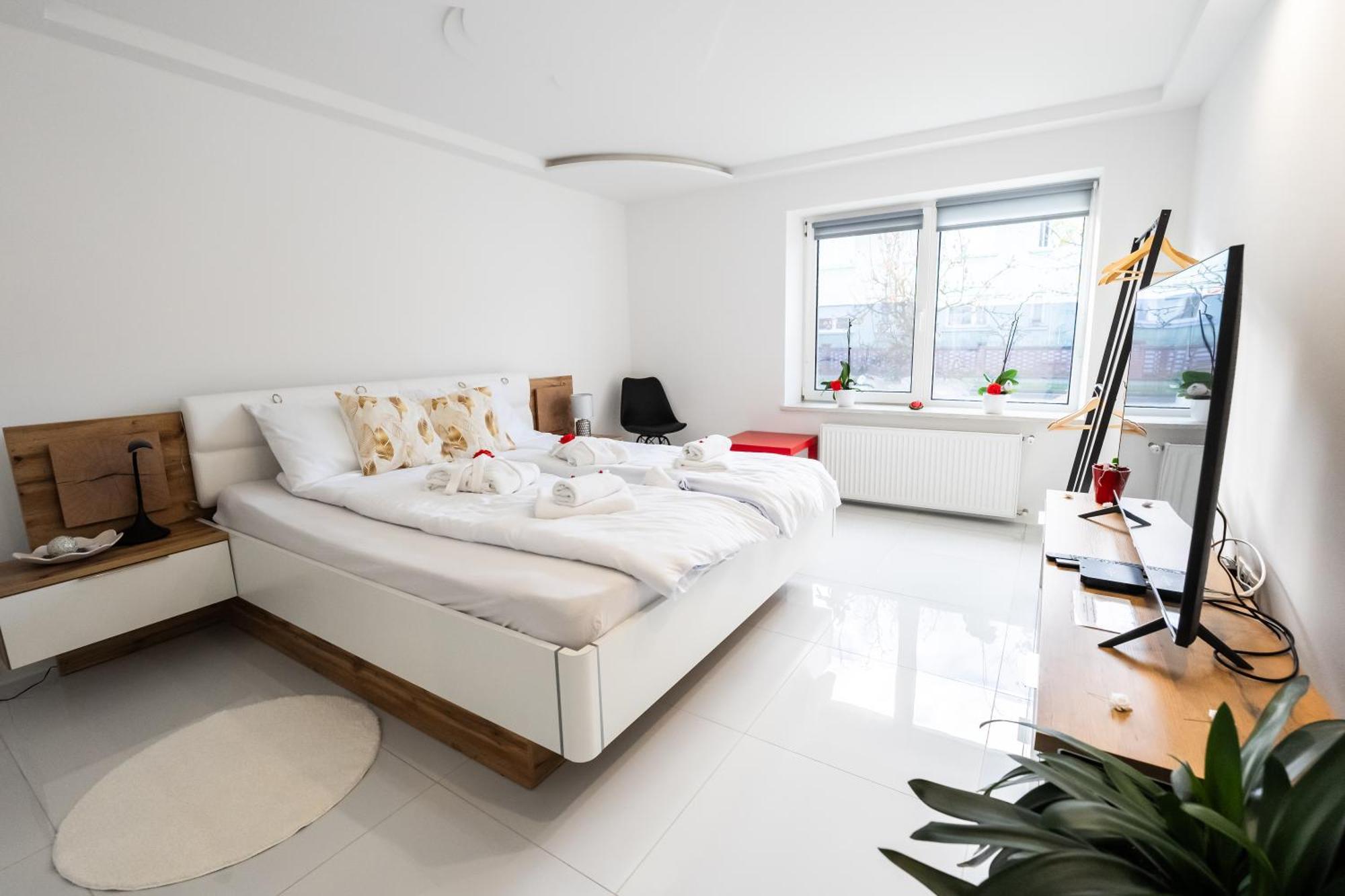 ליוטומר Luxe Apartments מראה חיצוני תמונה