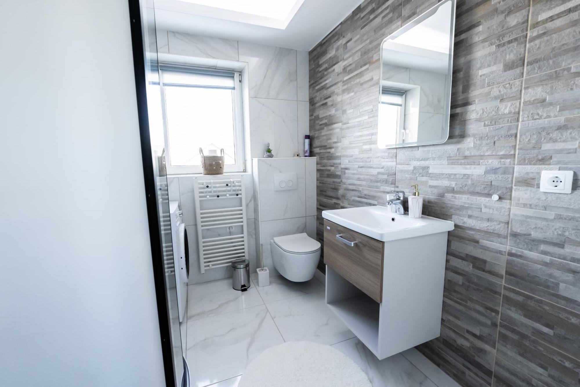 ליוטומר Luxe Apartments מראה חיצוני תמונה